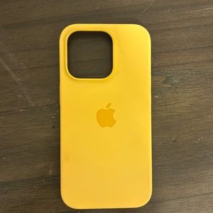 iphone 14 pro max phone case yellow from apple